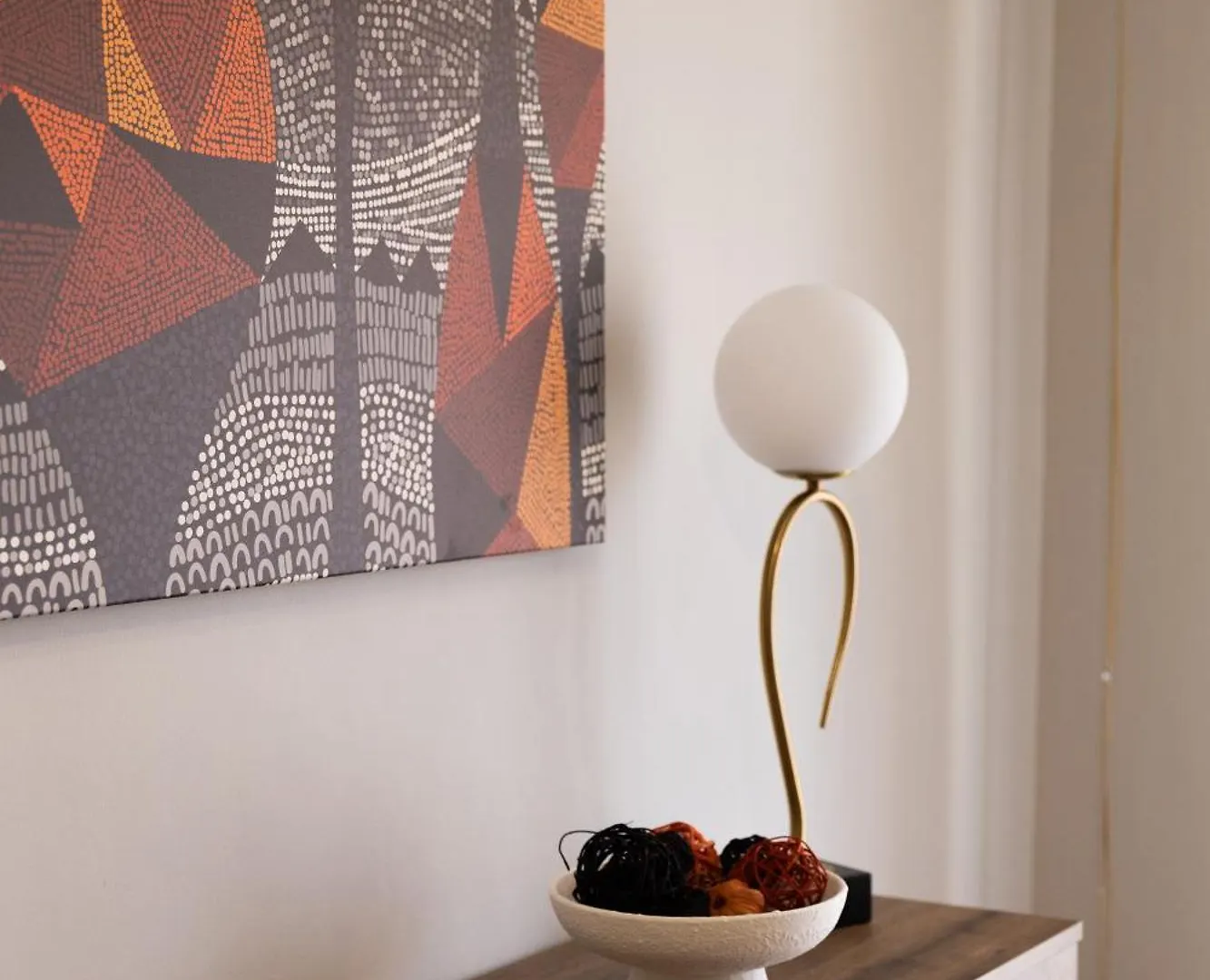 Big Stylish 2Br Apt City Views 3 Min Walk To Sea سالونيك